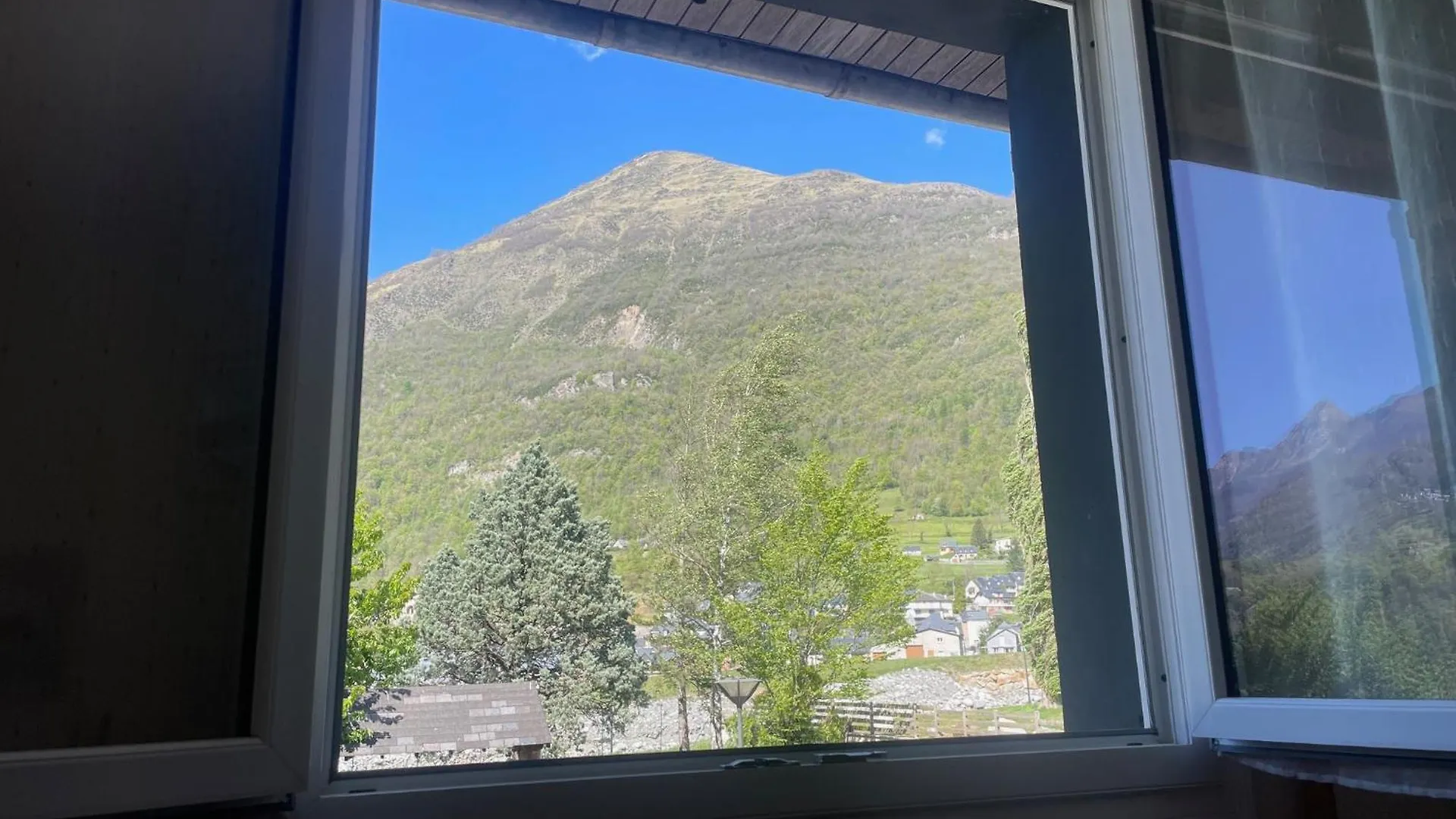 Bel Appartement Dans Residence Cheminee /Jardin Luz-Saint-Sauveur France